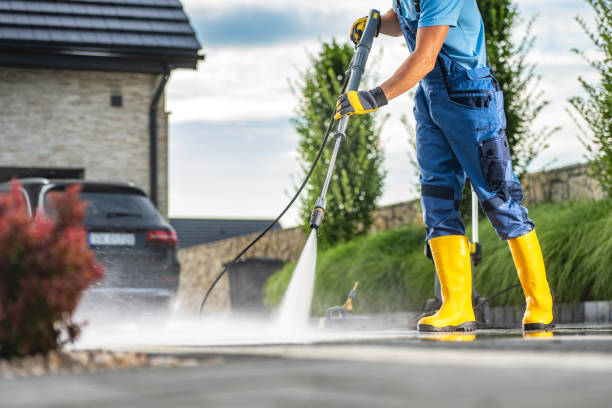 Best Fence Cleaning  in Islandia, NY